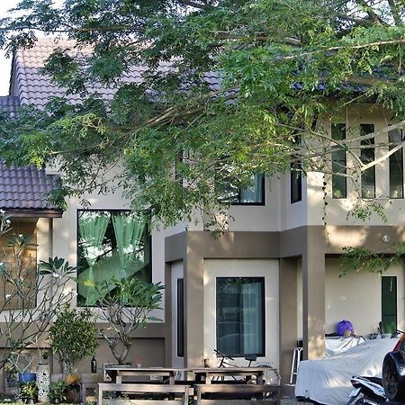 Jamjuree Garden Bed and Breakfast Ban Thung Ma Nieo Buitenkant foto