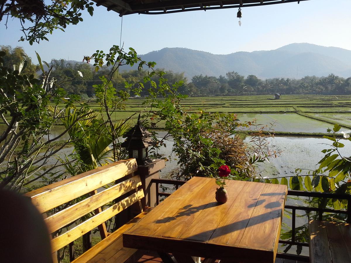 Jamjuree Garden Bed and Breakfast Ban Thung Ma Nieo Buitenkant foto