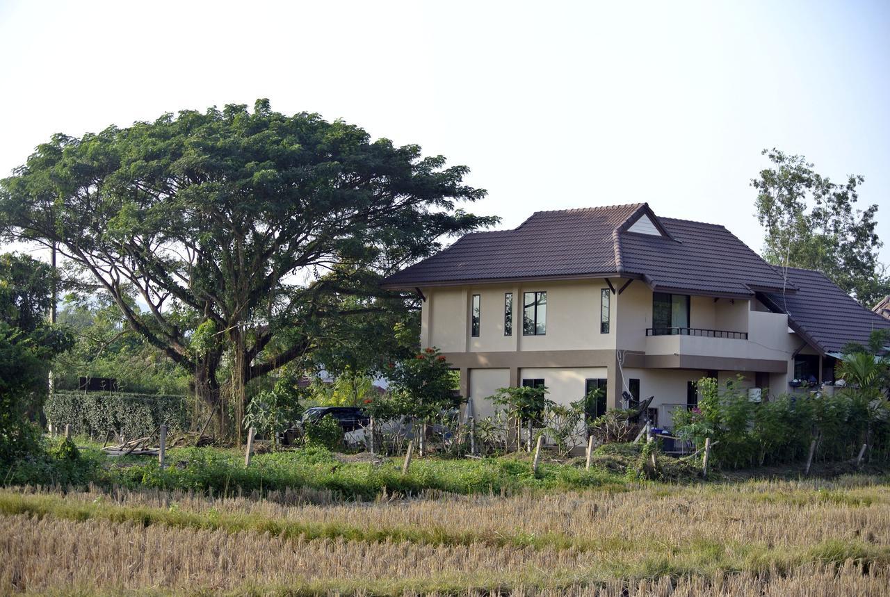 Jamjuree Garden Bed and Breakfast Ban Thung Ma Nieo Buitenkant foto