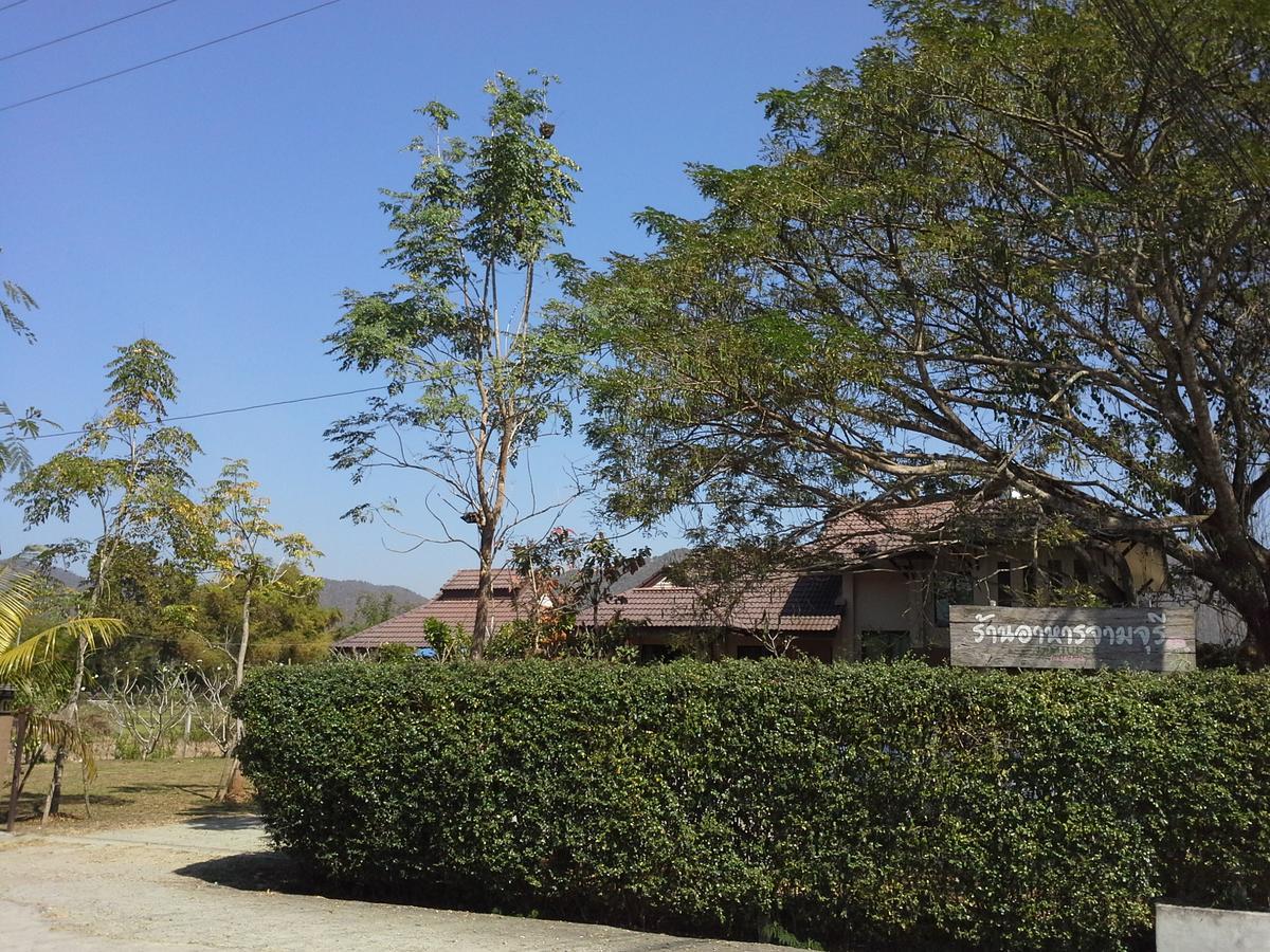 Jamjuree Garden Bed and Breakfast Ban Thung Ma Nieo Buitenkant foto